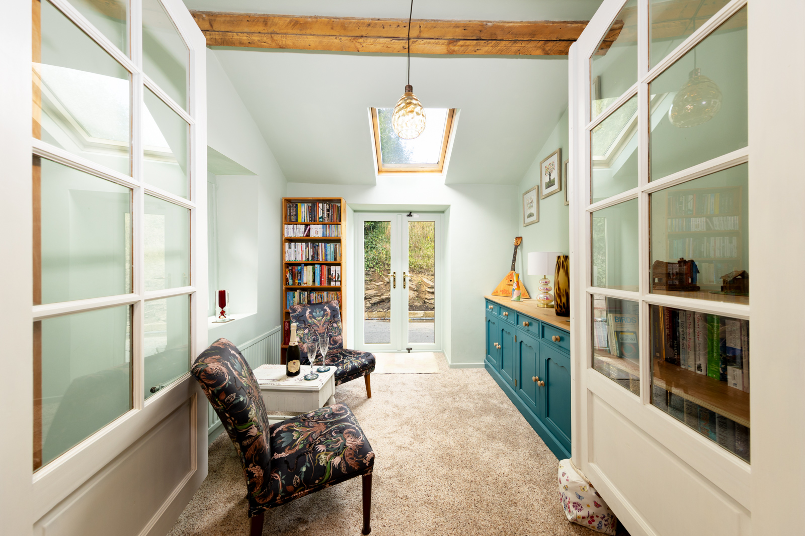 snug-room-with-patio-doors Snug room with patio doors